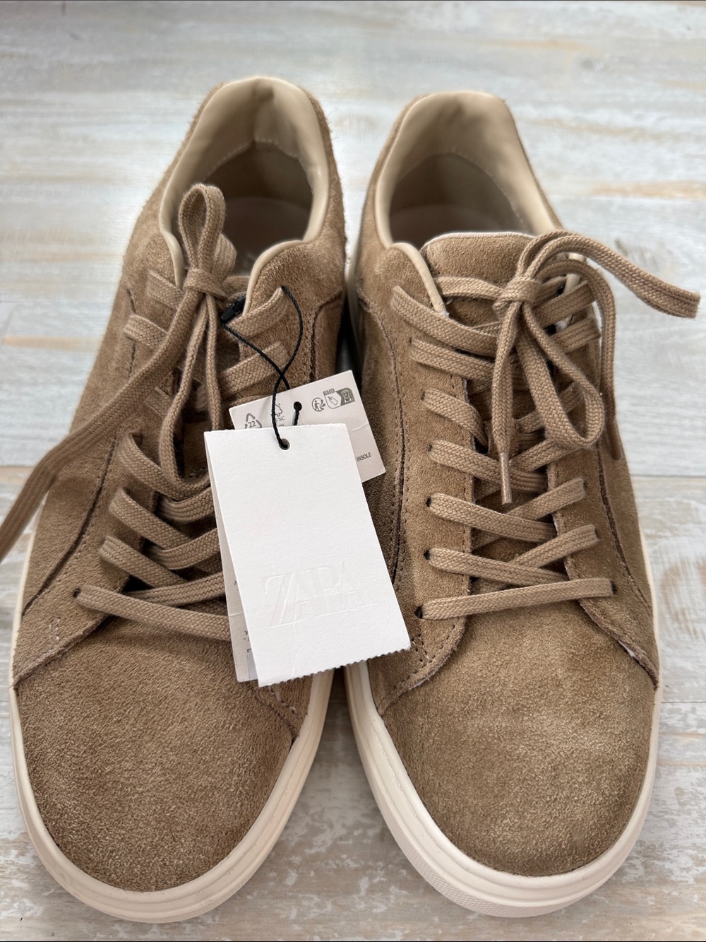Zara Men Suede Sneakers in Beige Light Weight